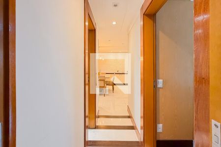Corredor de apartamento para alugar com 2 quartos, 117m² em Ipiranga, São Paulo