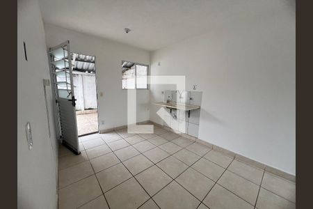 Sala/Cozinha de casa de condomínio para alugar com 2 quartos, 45m² em Serra D’agua, Juiz de Fora