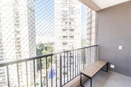 Varanda de apartamento para alugar com 2 quartos, 52m² em Alphaville Empresarial, Barueri