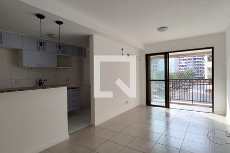 Sala de apartamento para alugar com 2 quartos, 60m² em Taquara, Rio de Janeiro