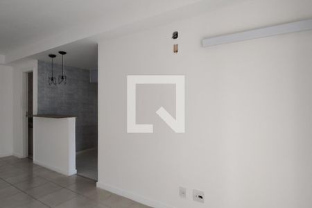Sala de apartamento para alugar com 2 quartos, 60m² em Taquara, Rio de Janeiro