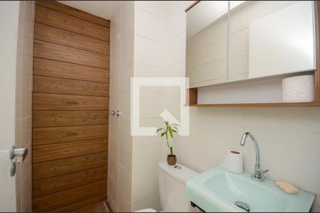 Banheiro de kitnet/studio para alugar com 1 quarto, 30m² em Freguesia do Ó, São Paulo