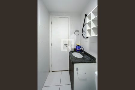 Banheiro de apartamento à venda com 3 quartos, 31m² em Água Branca, São Paulo