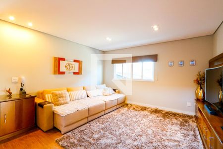 Sala de TV de casa à venda com 4 quartos, 379m² em Vila Homero Thon, Santo André