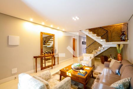 Sala de estar de casa à venda com 4 quartos, 379m² em Vila Homero Thon, Santo André