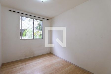 Quarto 1 de apartamento para alugar com 2 quartos, 42m² em Parque Munhoz, São Paulo