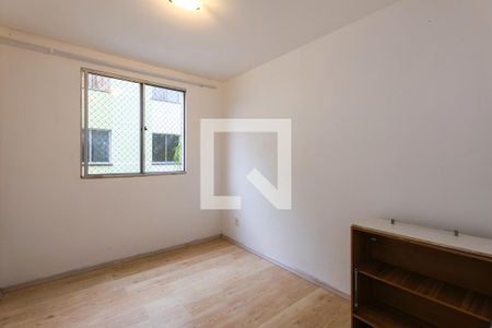 Quarto 2 de apartamento para alugar com 2 quartos, 42m² em Parque Munhoz, São Paulo