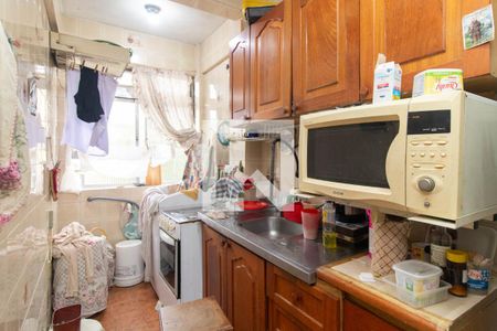 Cozinha/Área de serviço de apartamento à venda com 2 quartos, 52m² em Jardim Botânico, Porto Alegre