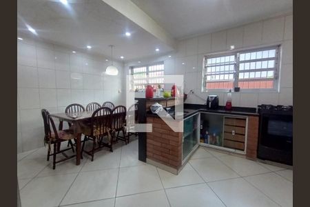 Cozinha de casa à venda com 2 quartos, 170m² em Vila Carlos de Campos, São Paulo
