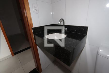 Banheiro de apartamento à venda com 1 quarto, 35m² em Vila Charlote, São Paulo
