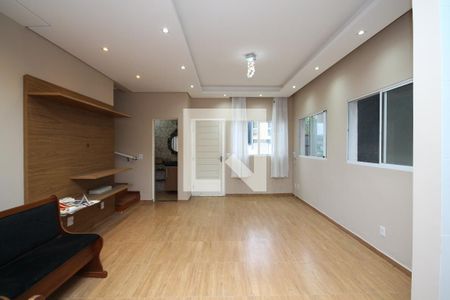 Sala de casa de condomínio para alugar com 3 quartos, 86m² em Parque Dom Henrique, Cotia