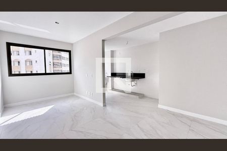 Apartamento à venda com 2 quartos, 67m² em Centro, Belo Horizonte