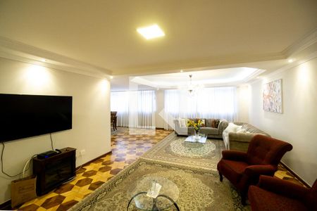Sala de estar de apartamento para alugar com 3 quartos, 232m² em Tatuapé, São Paulo