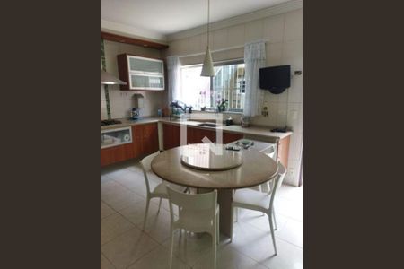 Casa à venda com 2 quartos, 169m² em Jardim Sueli, Guarulhos
