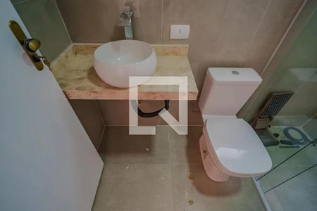 Banheiro de casa de condomínio à venda com 3 quartos, 157m² em Rio Pequeno, São Paulo