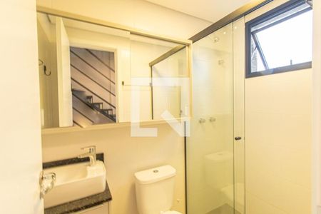 Banheiro Social de apartamento para alugar com 1 quarto, 45m² em Centro, Curitiba