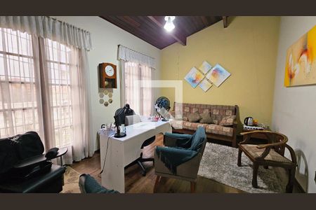 Casa à venda com 3 quartos, 250m² em Jardim Torres Sao Jose, Jundiaí