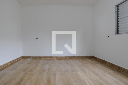 Quarto de casa para alugar com 1 quarto, 60m² em Parque São Martinho, Mogi das Cruzes