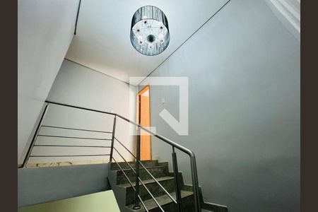 Escada de casa à venda com 3 quartos, 319m² em Park Way, Brasília