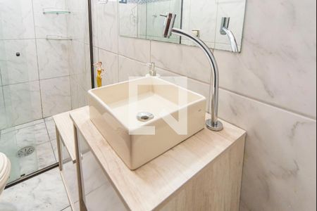 Banheiro Social de casa para alugar com 2 quartos, 80m² em Baeta Neves, São Bernardo do Campo