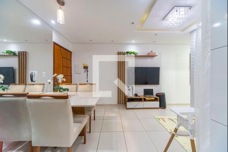 Sala de apartamento à venda com 2 quartos, 57m² em Vila Pires, Santo André