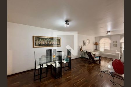 Sala de casa para alugar com 3 quartos, 155m² em Vila Sao Francisco (zona Sul), São Paulo