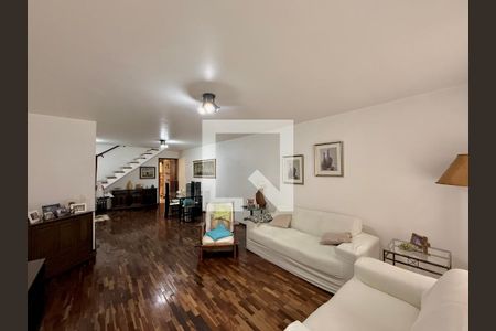 Sala de casa para alugar com 3 quartos, 155m² em Vila Sao Francisco (zona Sul), São Paulo