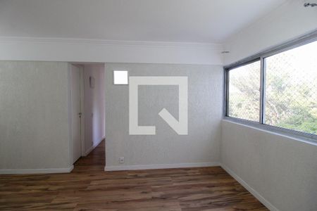 Sala de apartamento para alugar com 3 quartos, 63m² em Butantã, São Paulo