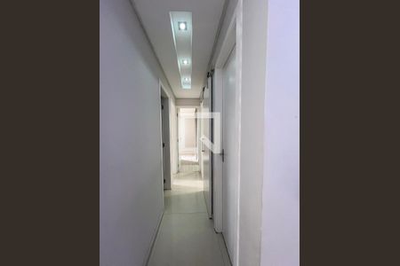 Corredor de apartamento à venda com 3 quartos, 65m² em Jardim Maria Estela, São Paulo