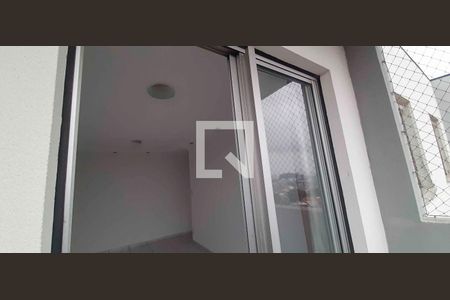 Apartamento à venda com 2 quartos, 55m² em Jardim Roberto, Osasco