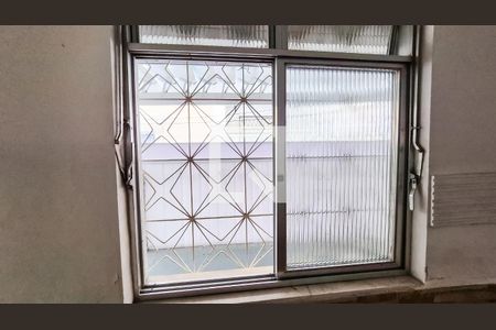 Sala de casa para alugar com 2 quartos, 35m² em Olaria, Rio de Janeiro
