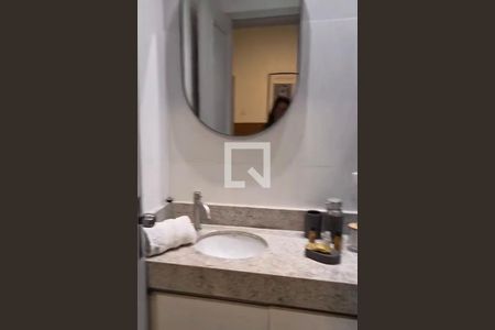 Banheiro da suíte de apartamento à venda com 3 quartos, 132m² em Copacabana, Rio de Janeiro