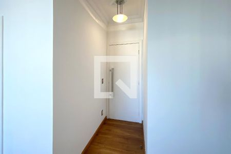 Hall de entrada de apartamento à venda com 2 quartos, 90m² em Grajaú, Belo Horizonte