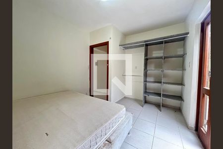 Quarto 1 de apartamento para alugar com 2 quartos, 65m² em Lagoa da Conceição, Florianópolis