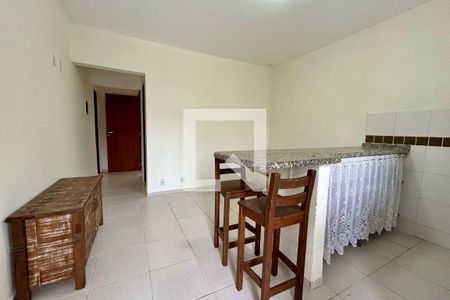 Sala de apartamento para alugar com 2 quartos, 65m² em Lagoa da Conceição, Florianópolis