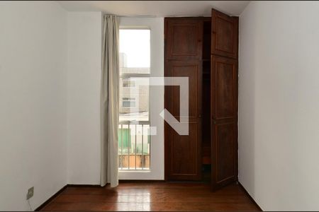 Quarto 1 de apartamento à venda com 2 quartos, 71m² em Santo Antônio, Belo Horizonte