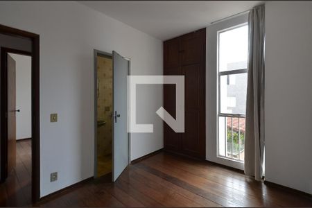 Suíte de apartamento à venda com 2 quartos, 71m² em Santo Antônio, Belo Horizonte