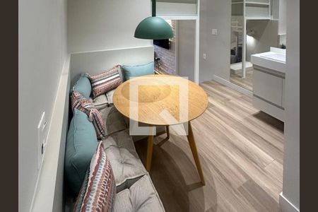 Sala de apartamento para alugar com 1 quarto, 31m² em Perdizes, São Paulo