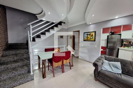 Sala  de casa à venda com 2 quartos, 126m² em Parque Marajoara, Santo André