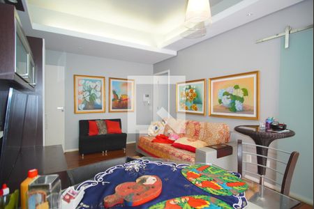 Sala 2 de casa para alugar com 4 quartos, 430m² em Boa Vista, Porto Alegre