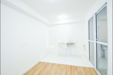 Sala/Cozinha de apartamento para alugar com 2 quartos, 44m² em Vila das Bandeiras, Guarulhos