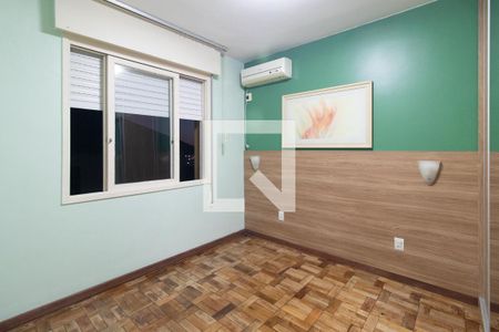 Quarto de apartamento à venda com 1 quarto, 41m² em Medianeira, Porto Alegre