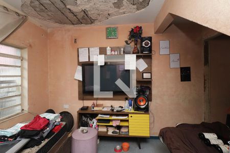 Sala de casa à venda com 4 quartos, 132m² em Jardim Casa Pintada, São Paulo
