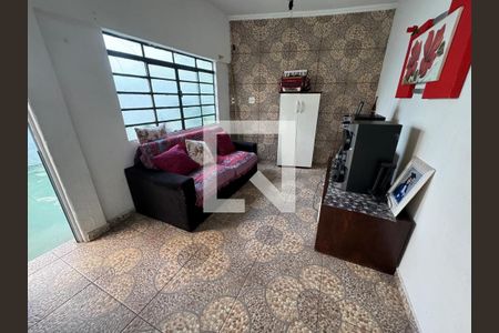 Sala de casa à venda com 4 quartos, 141m² em Vila Arapua, São Paulo