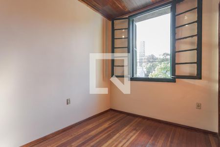Quarto 1 de apartamento para alugar com 2 quartos, 60m² em São João, Porto Alegre