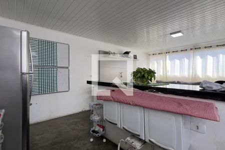 Cozinha e Área de Serviço de casa para alugar com 2 quartos, 110m² em Jardim Palmira, Guarulhos