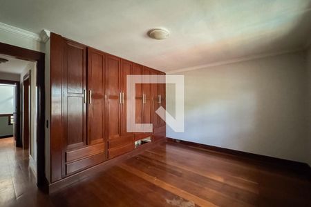 Casa à venda com 4 quartos, 470m² em Santa Lúcia, Belo Horizonte