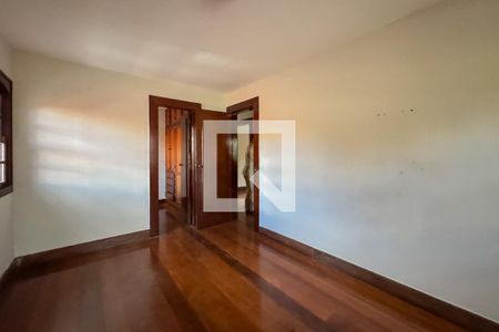 Casa à venda com 4 quartos, 470m² em Santa Lúcia, Belo Horizonte