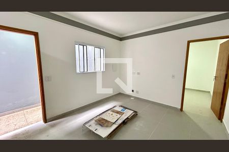 Sala de casa para alugar com 2 quartos, 65m² em Parque Mikail, Guarulhos