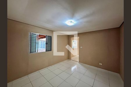 Quarto de casa para alugar com 1 quarto, 70m² em Vila das Belezas, São Paulo